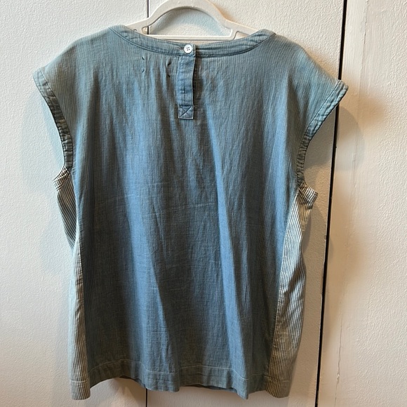 Lou & Grey Ann Taylor Loft Chambray Top w/ Striped Side Detailing - Picture 2 of 5